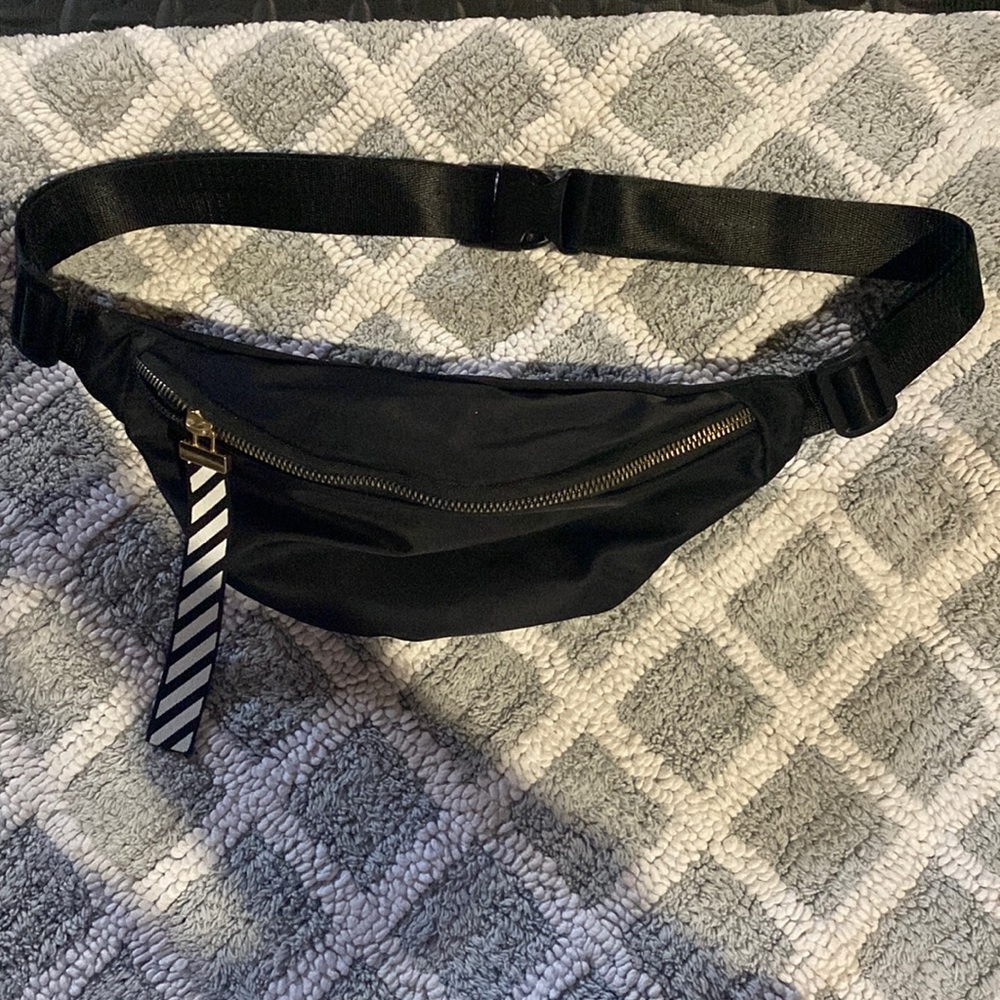 Black Belt Bag